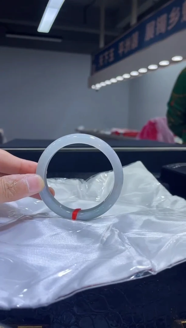 未镶嵌手镯翡翠13