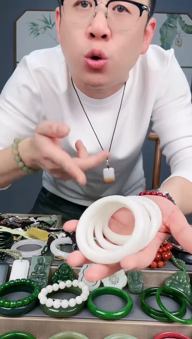 【闪购商品】和田玉颈饰未镶嵌AA多样性发货 拍一发一50-64