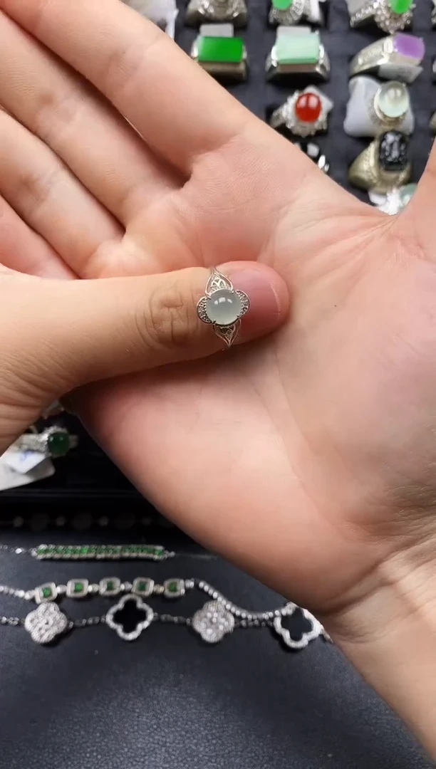 翡翠戒指银S925镶嵌纯天然A货翡翠