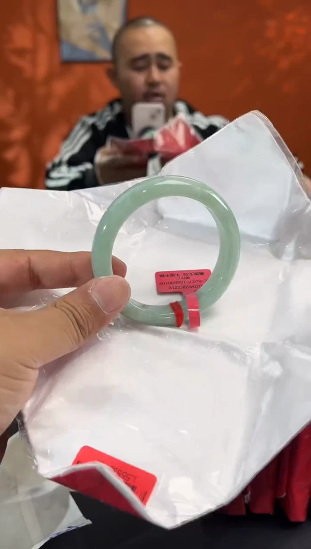 未镶嵌手镯翡翠54