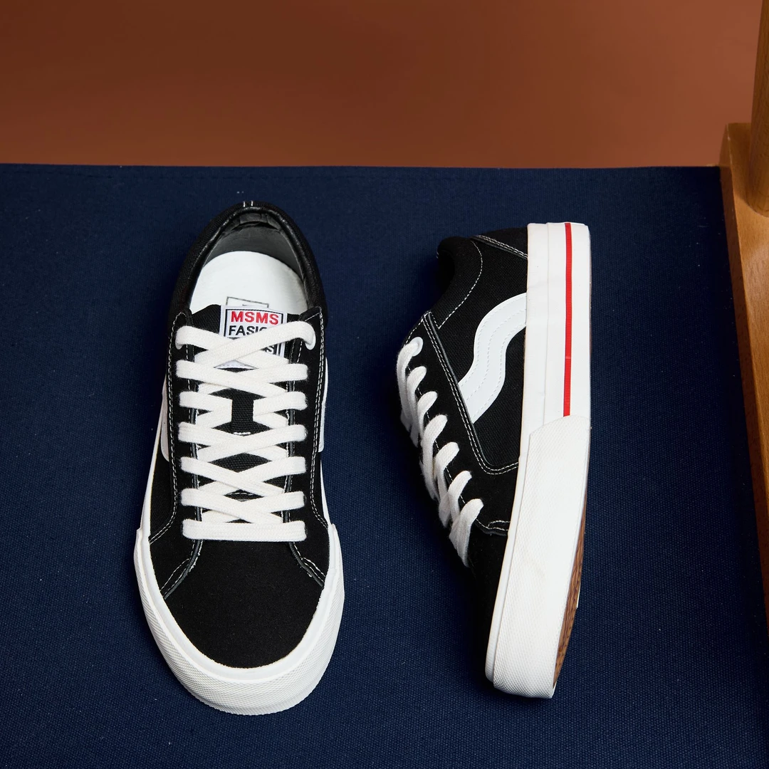 撞色拼接鞋子男小众休闲街头滑板鞋潮流百搭透气情侣学生帆布鞋男