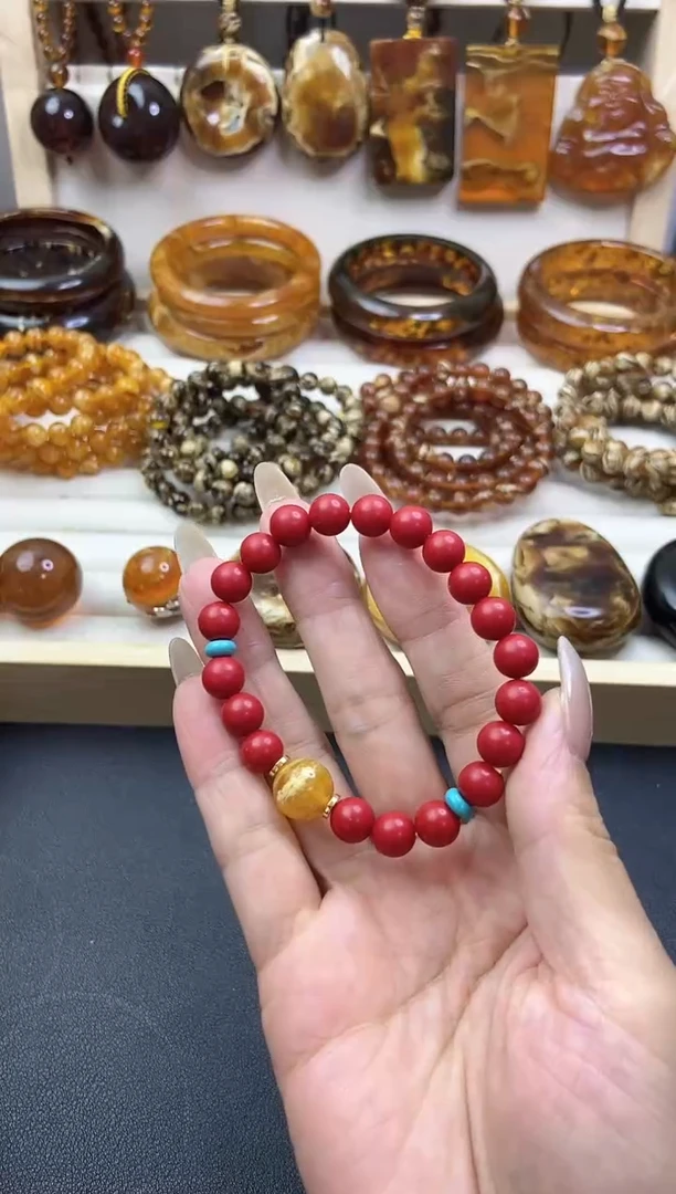 贝壳非金属懒?阿卡8的设计款微瑕