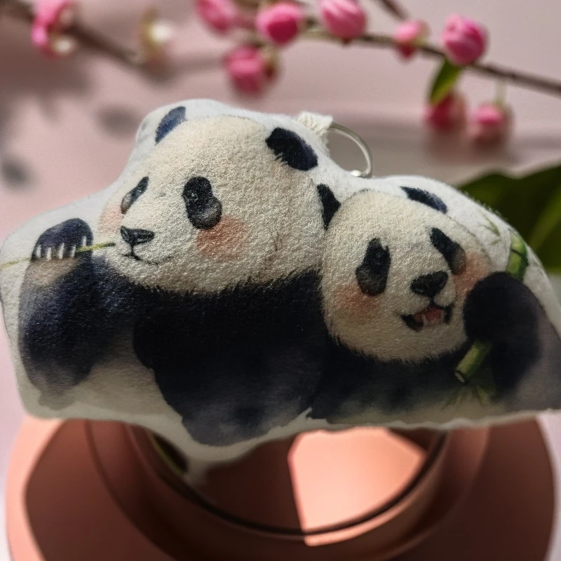 大熊猫萌宝萌玉绒布挂件
