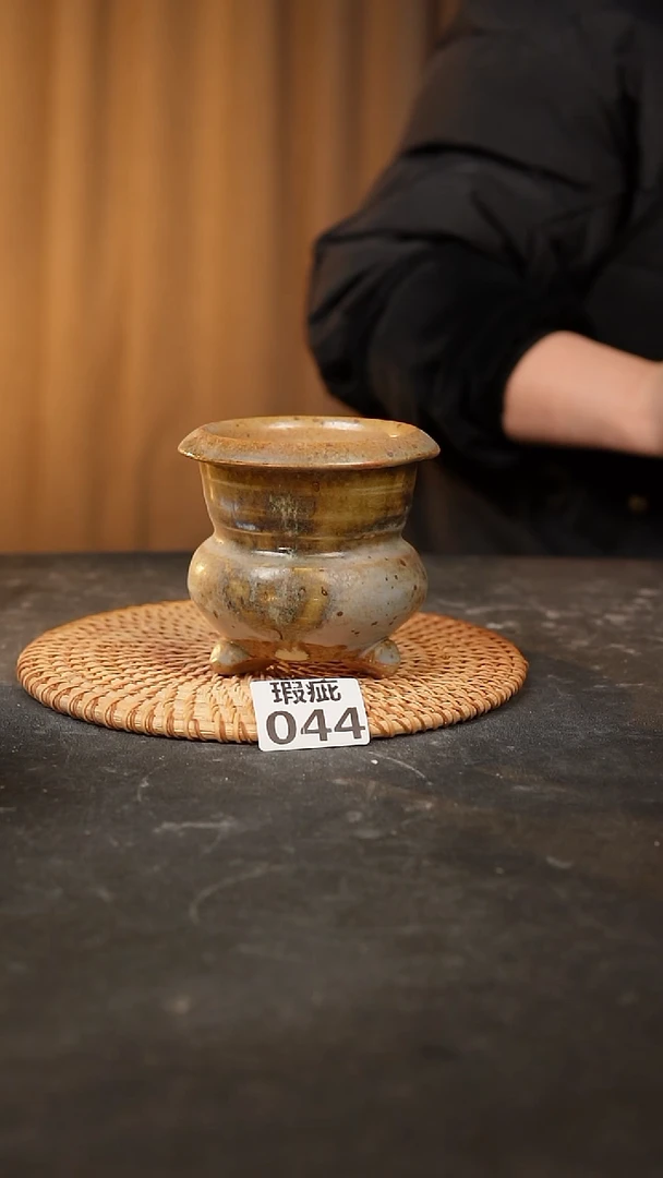 【闪购商品】瓷片044泥泥手工花盆口7-8高7-8