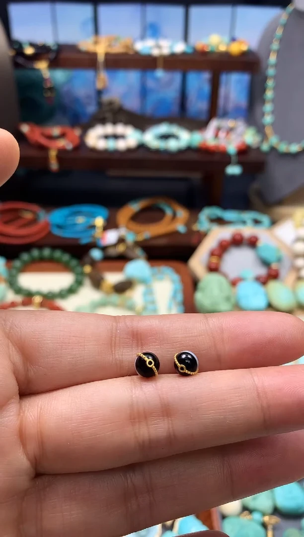 18K金镶嵌玛瑙/玉髓珠宝奇石配件发一个