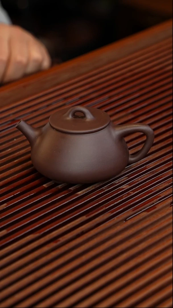 平盖石瓢赵谦天青泥210cc