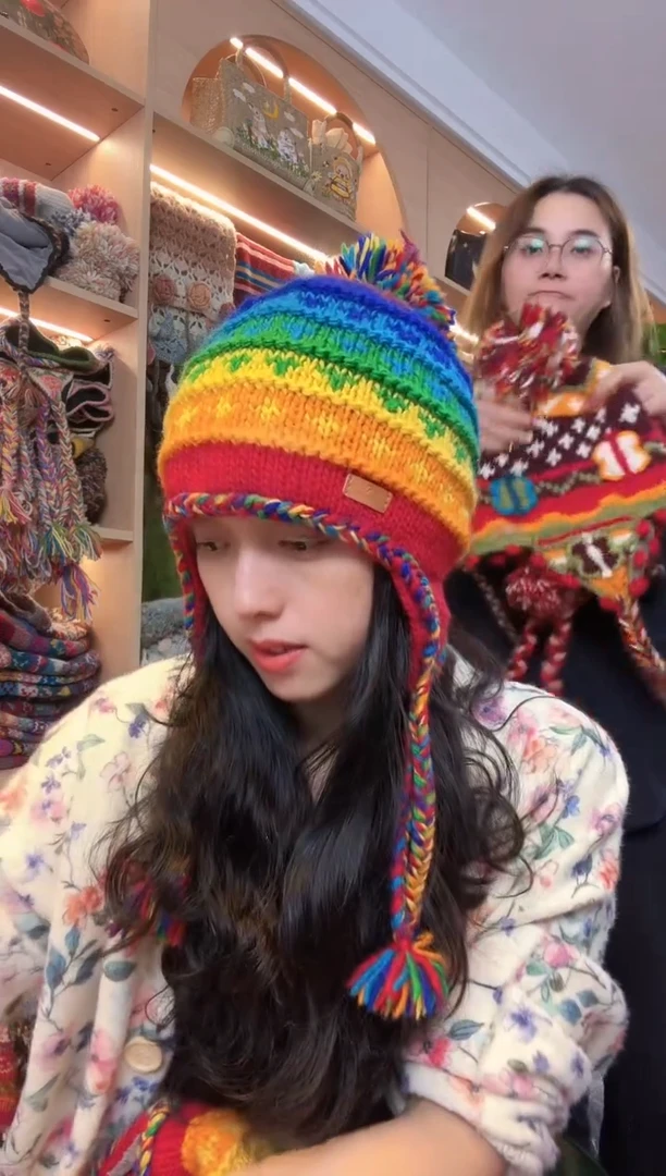 美利奴软羊毛彩虹帽