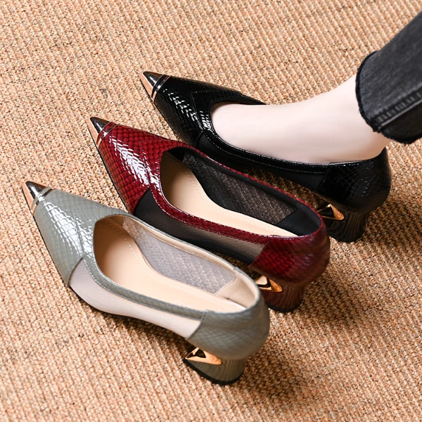 头层牛皮2025夏季新款金属尖头浅口单鞋女网纱百搭镂空粗跟瓢鞋