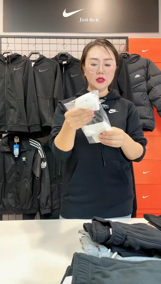 白色袜三双装不退换