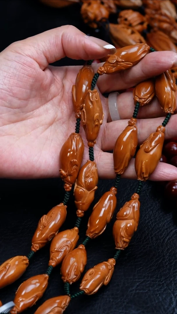 橄榄核吊坠14十八弥勒脖挂