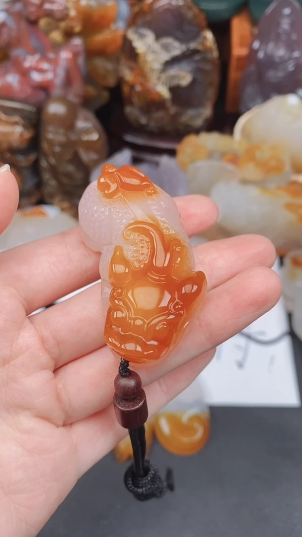 未镶嵌颈饰玛瑙/玉髓幸**人AA