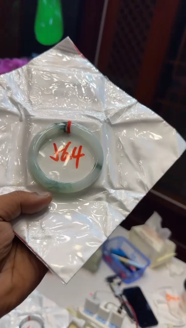 未镶嵌手镯翡翠手镯