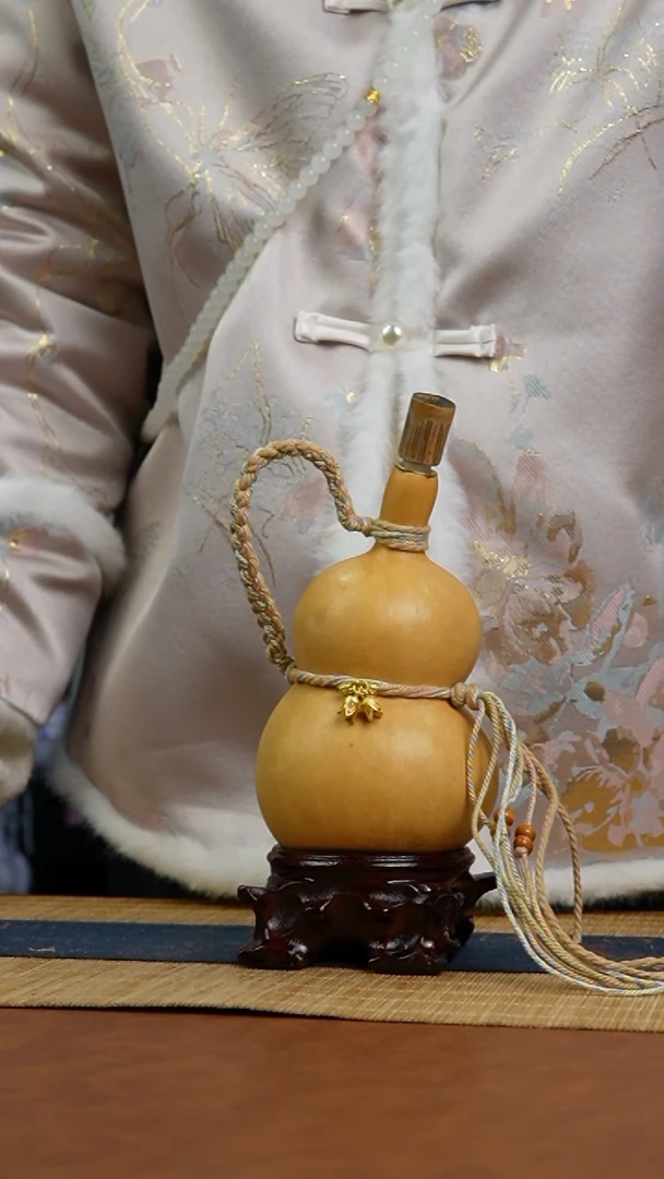 332号 天然热水酒葫芦 一物一拍（有瑕介意勿拍）