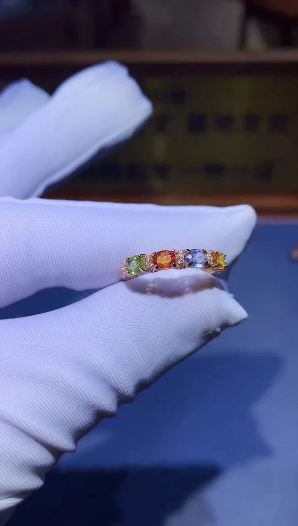 【闪购商品】蓝宝石戒指银S925镶嵌........