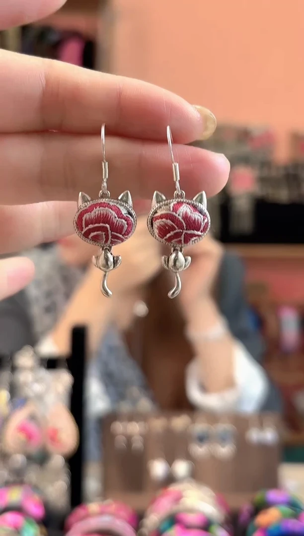 织绣艺枝独绣手工饰品200**