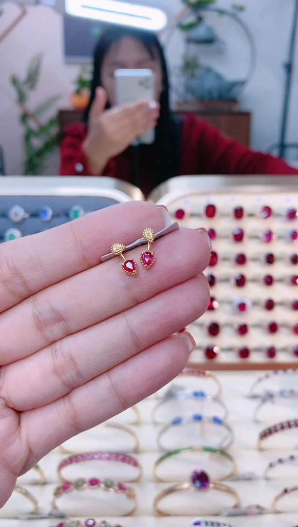 【闪购商品】碧玺18K金耳饰18K金镶嵌1