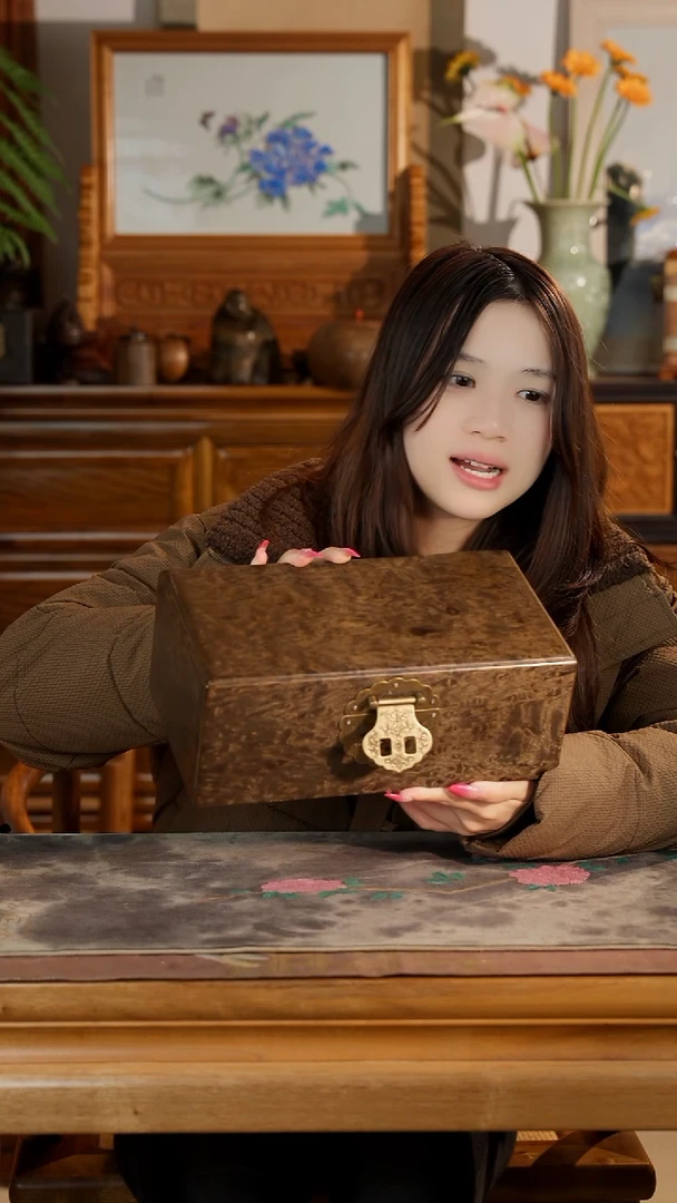 乌木类箱金丝楠乌木龙胆纹一木一器首饰盒