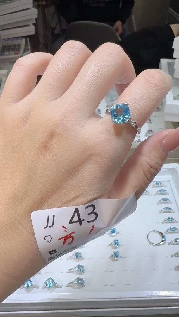 【闪购商品】托帕石戒指银S925镶嵌多样性发一JJ43