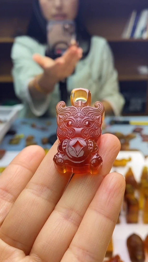 琥珀颈饰未镶嵌SN77-18（仿古·貔貅）