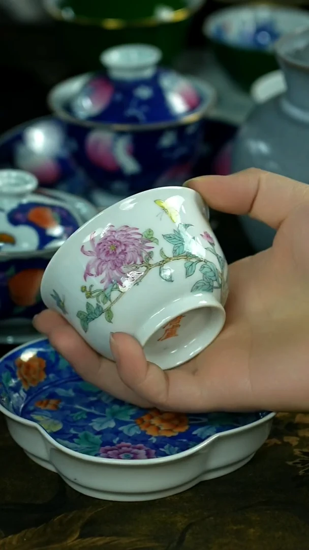 茶具还挺美，蹲下看看！