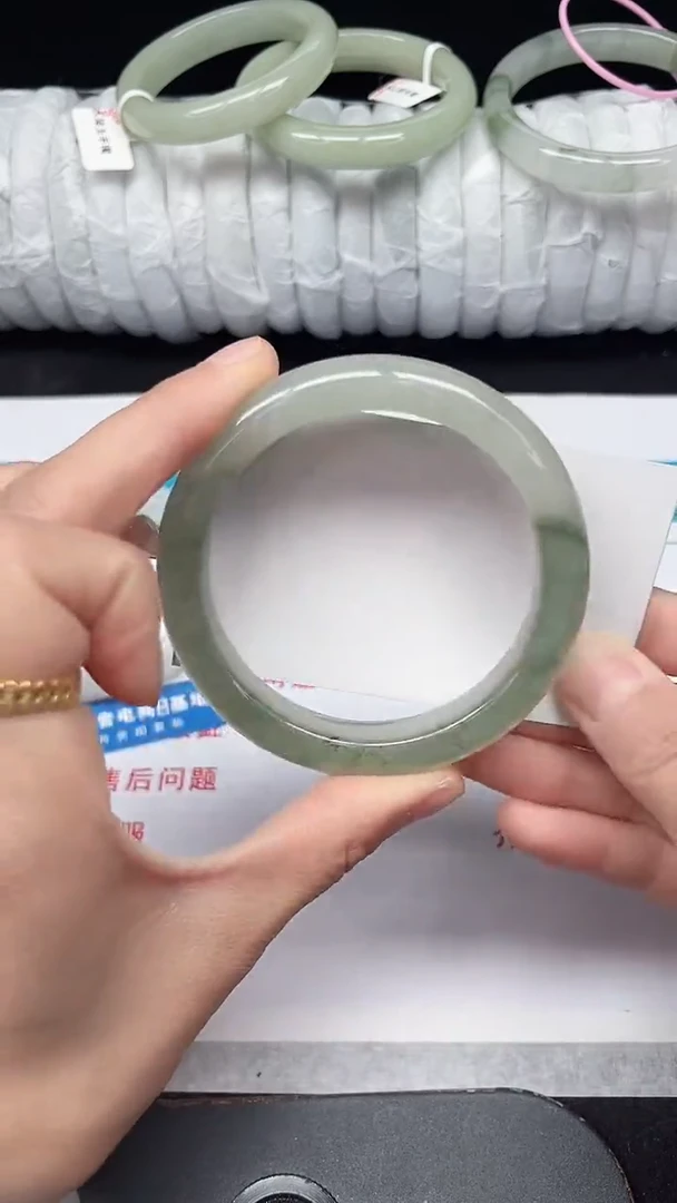 未镶嵌手镯石英质玉59-59/60