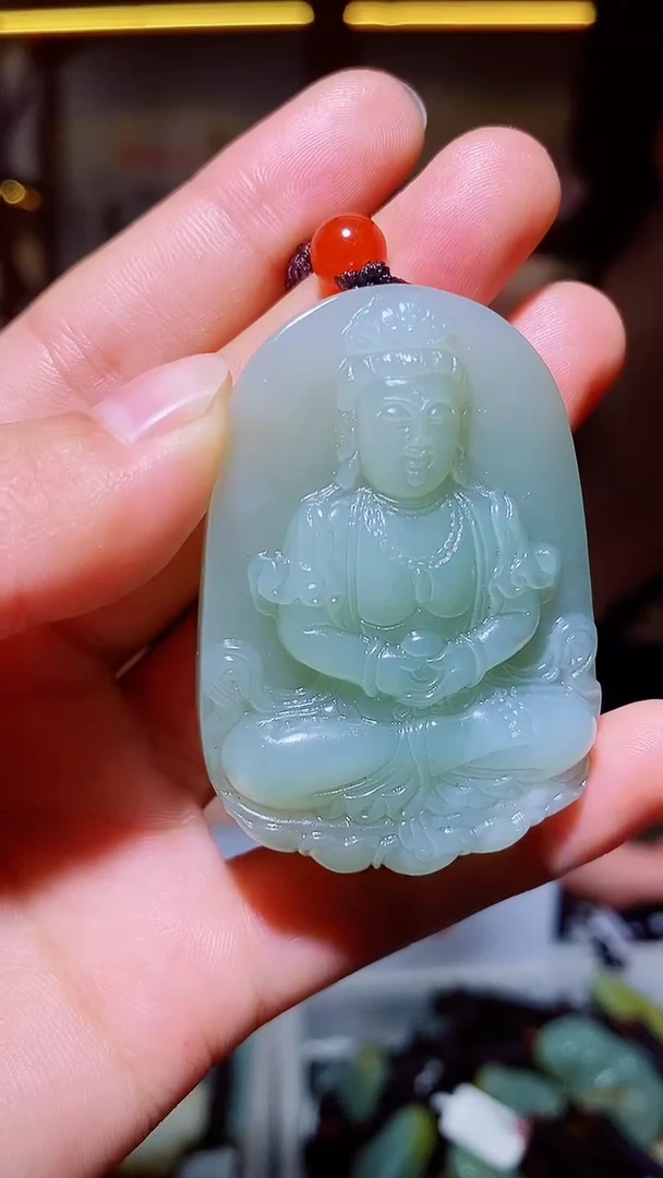 和田玉未镶嵌颈饰1