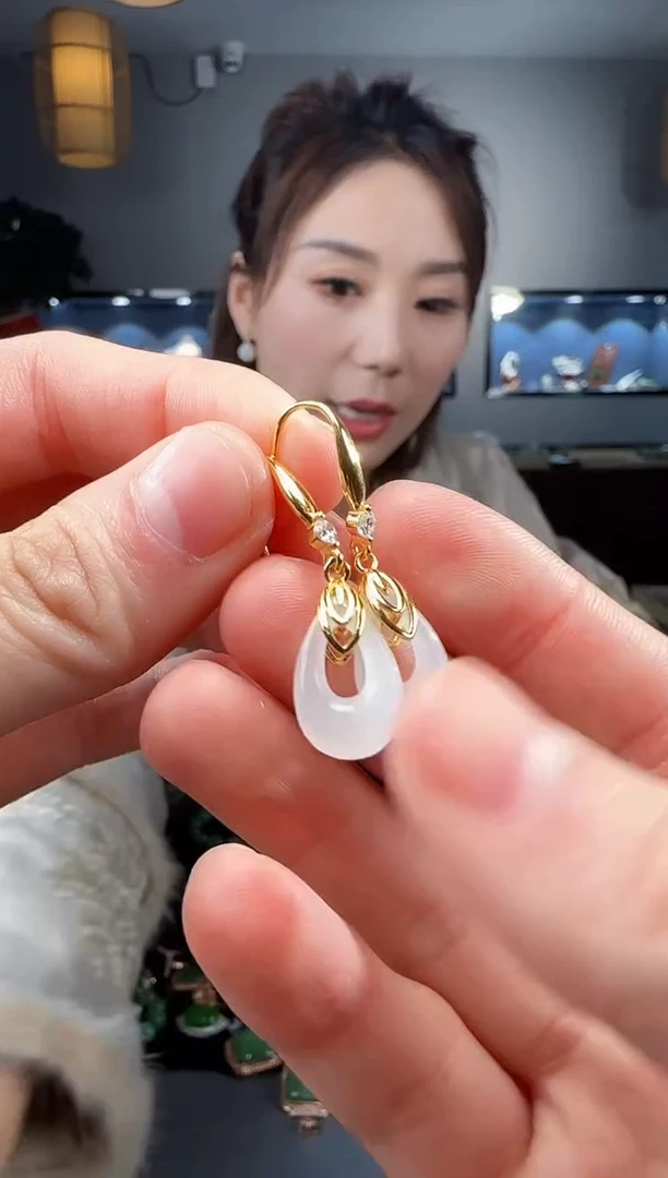 【闪购商品】和田玉耳钉银S925镶嵌1