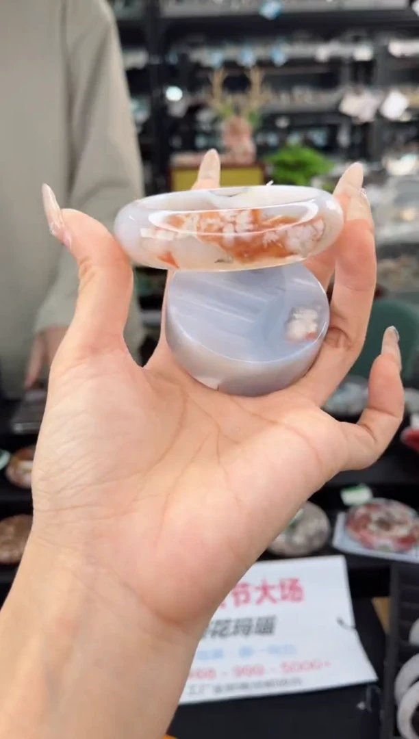 【闪购商品】石英质玉手镯未镶嵌58圈口（赠送镯心）6285224