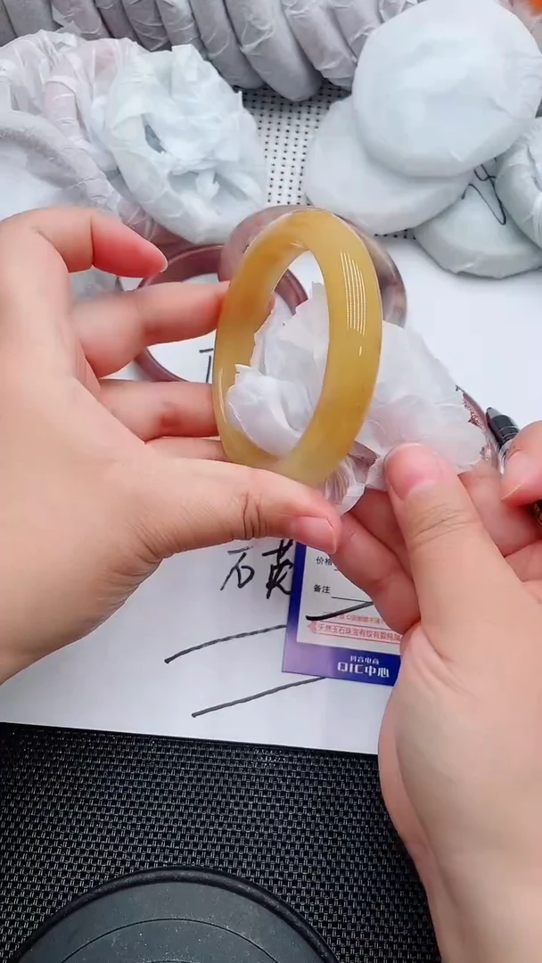 未镶嵌手镯石英质玉160-62-63