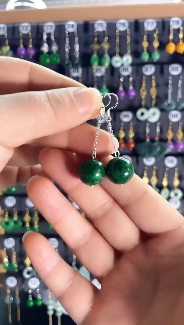 【闪购商品】翡翠耳饰银S925镶嵌474...