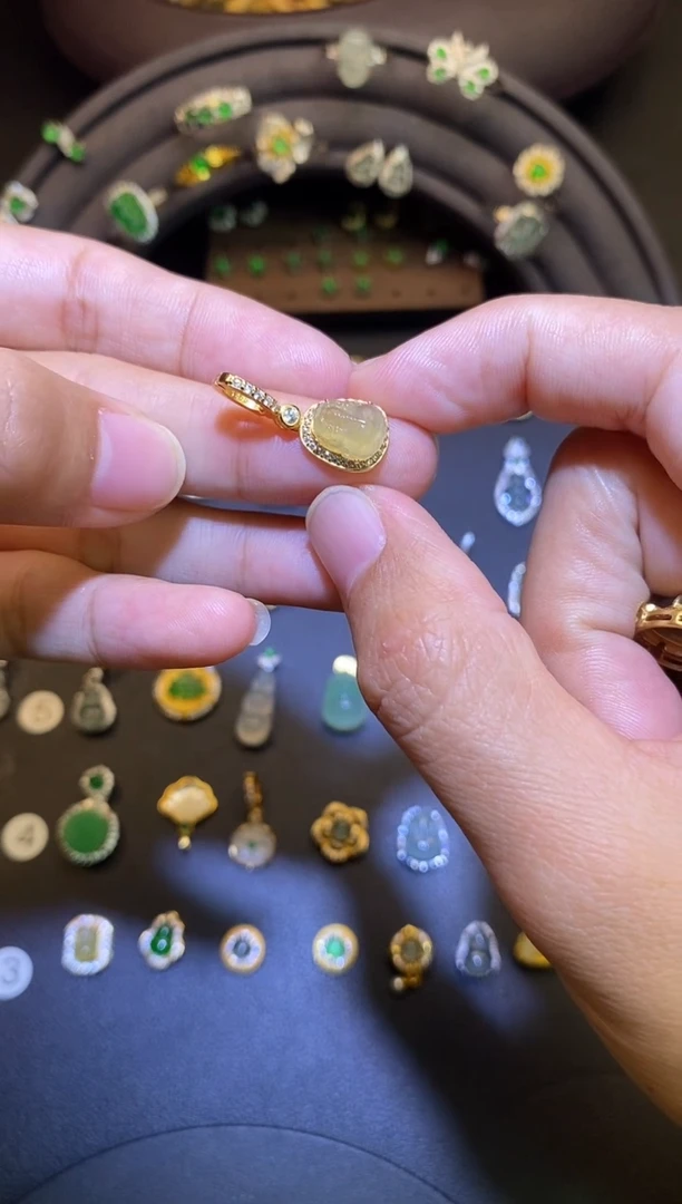 吊坠(不含链)银S925镶嵌翡翠1