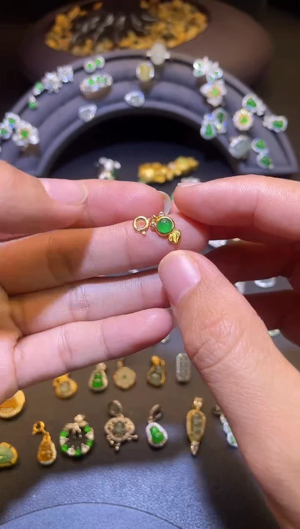 吊坠(不含链)银S925镶嵌翡翠1