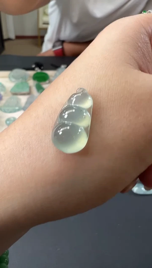 吊坠(不含链)未镶嵌翡翠B86|1980