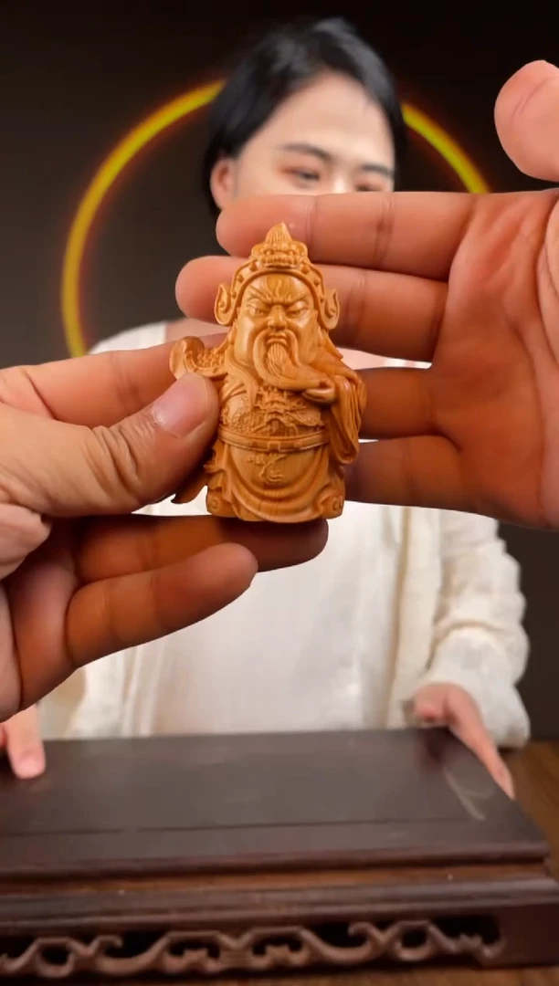 柏木（崖柏）手工摆件,先抢先得! 编号169