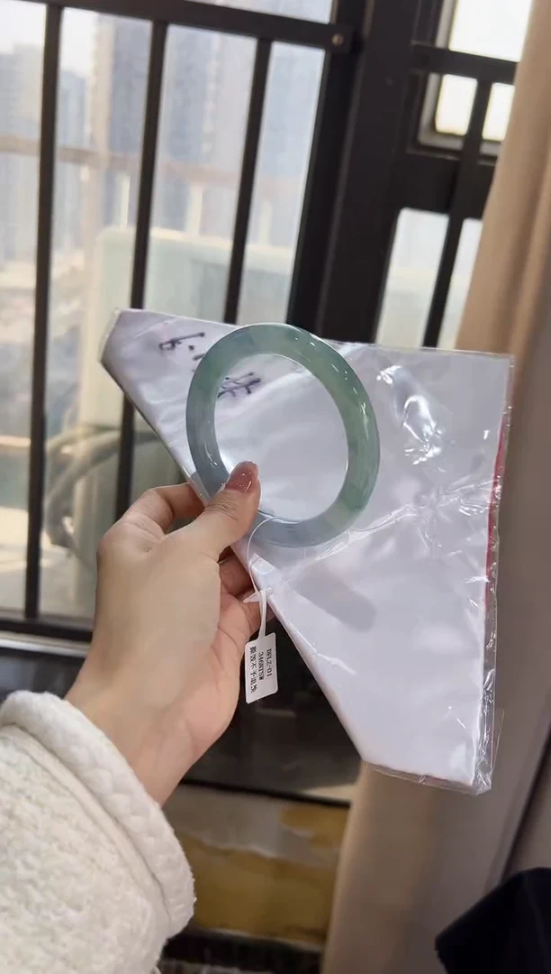 【闪购商品】翡翠手镯未镶嵌DFZ0119-156/61.9圈