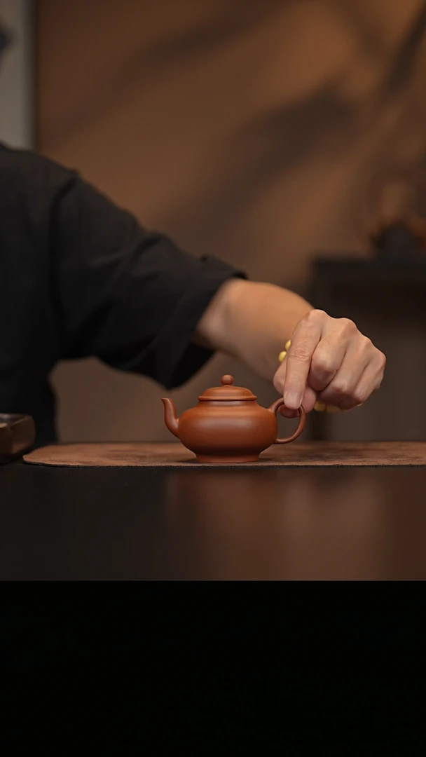 允禾斋 紫砂壶  宫灯 朱泥