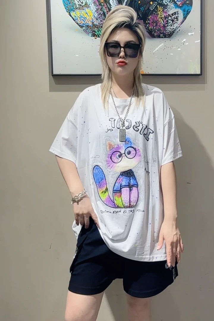 潮牌女装圆领短袖大版宽松洋气短袖重工烫钻短袖