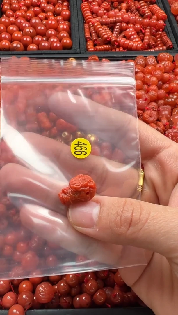 【闪购商品】南红玛瑙颈饰未镶嵌1