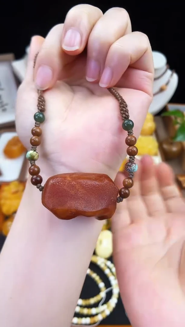 琥珀未镶嵌珠宝奇石柒月