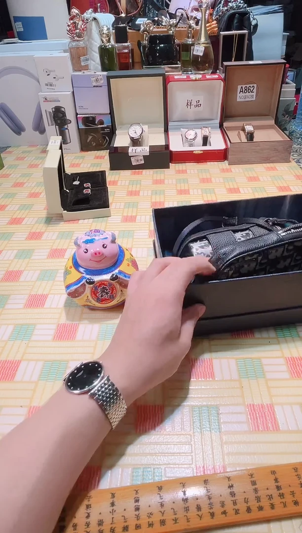 瓷片瓷器 库房到期 全部地板价@@1