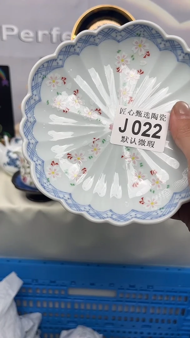 瓷片闪购产品默认破损J022