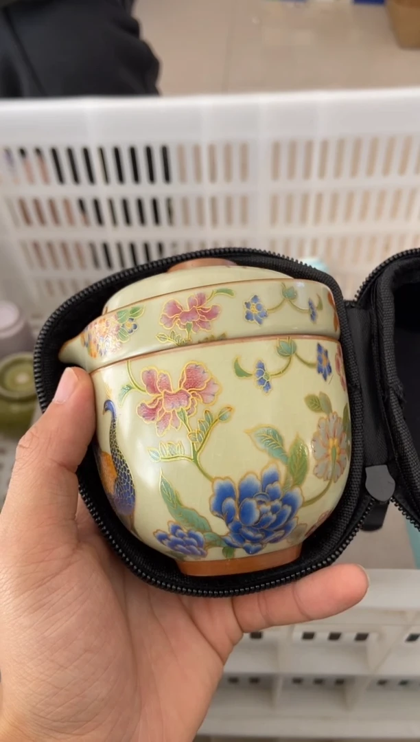 无运费险有瑕疵的摄影的产品有使用过的痕迹有点脏介意勿拍