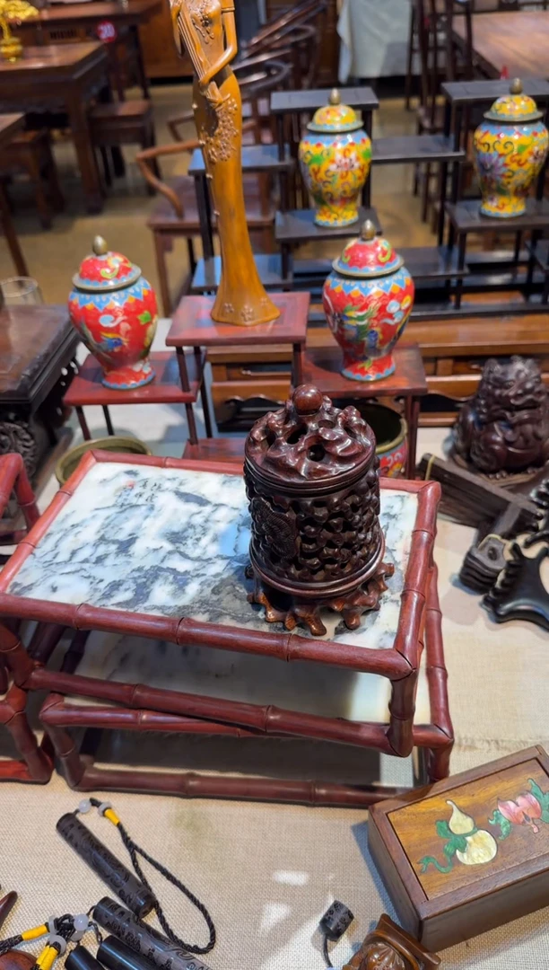 花梨木类三层  香炉  工艺品