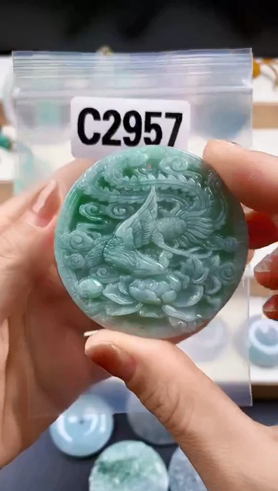 颈饰未镶嵌翡翠天然翡翠吊坠挂件