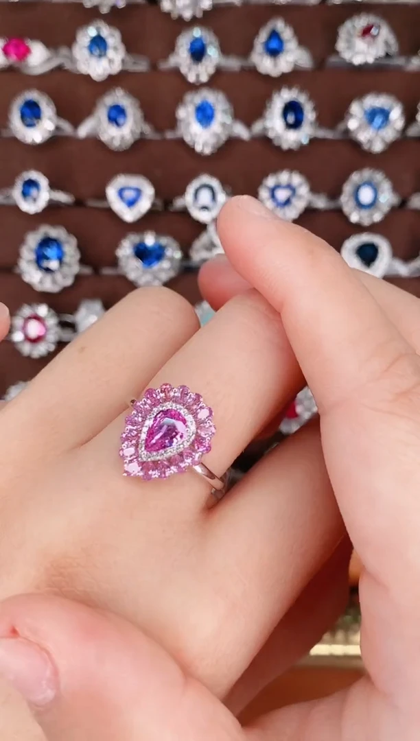 【闪购商品】彩色蓝宝石18K金戒指18K金镶嵌0.7克拉无烧