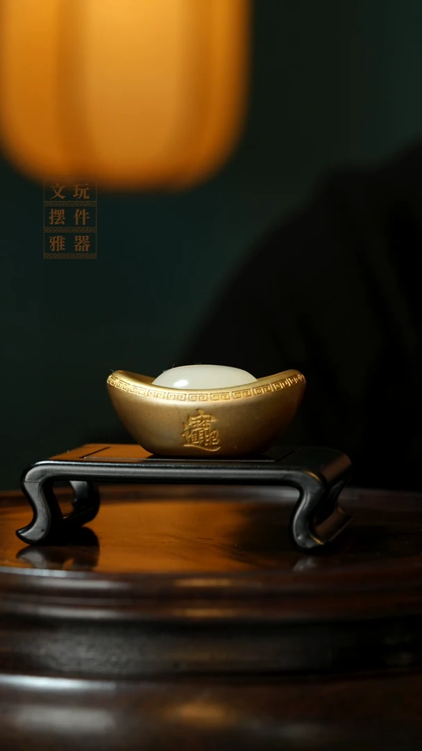 玉《小元宝》手把件摆件