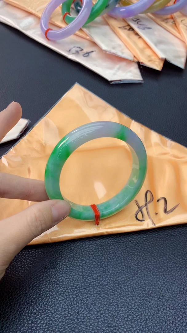 未镶嵌手镯翡翠0282067954