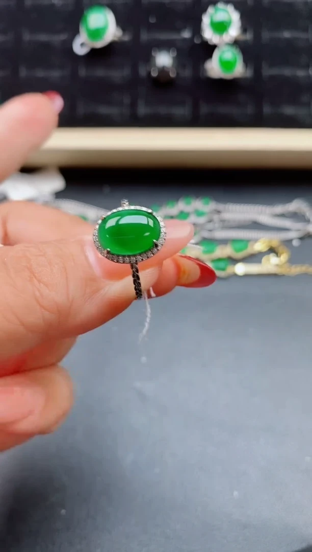 【闪购商品】翡翠戒指银S925镶嵌21321321