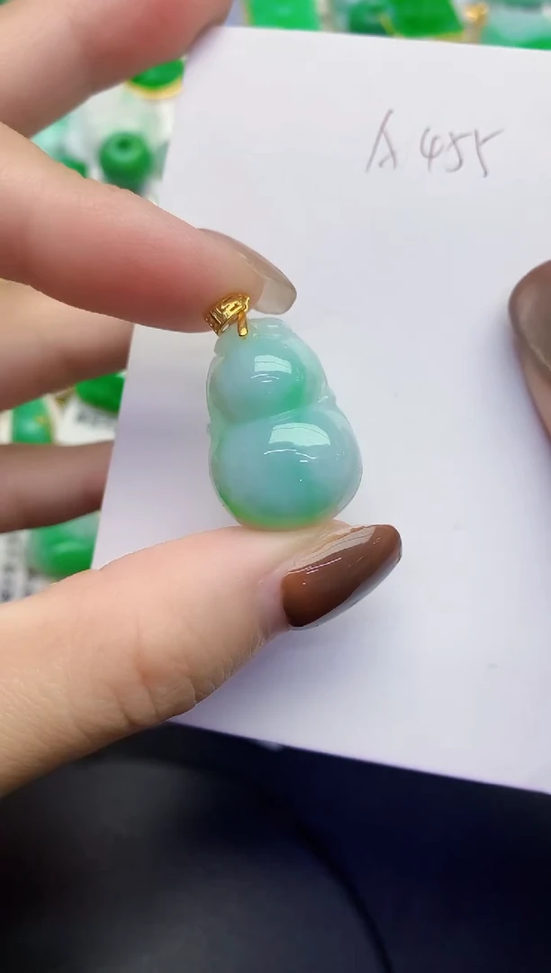 颈饰未镶嵌翡翠缅甸天然翡翠A货