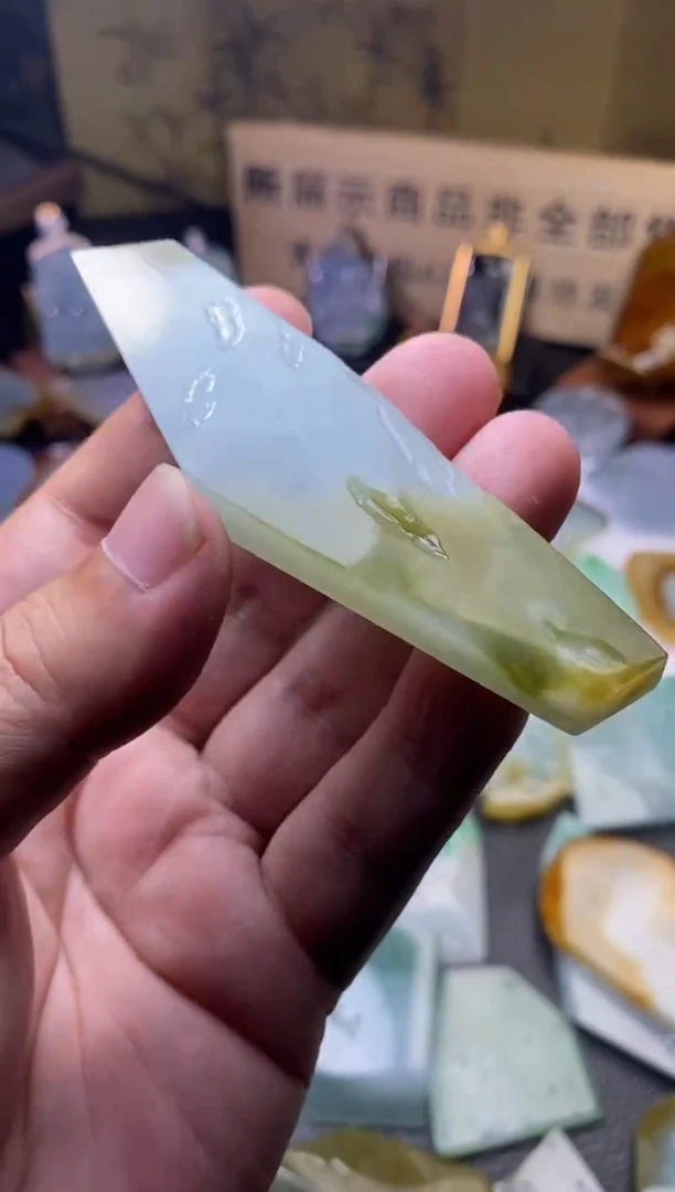 未镶嵌定制翡翠天然缅甸翡翠A货包